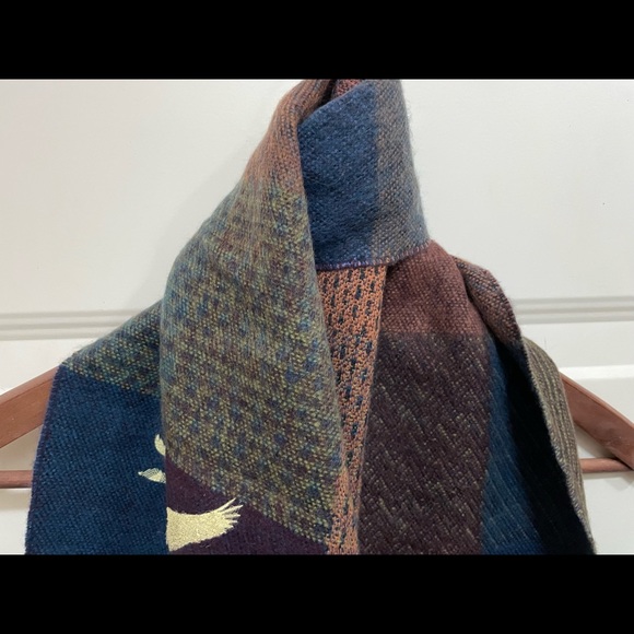 Wool scarf - Picture 3 of 4